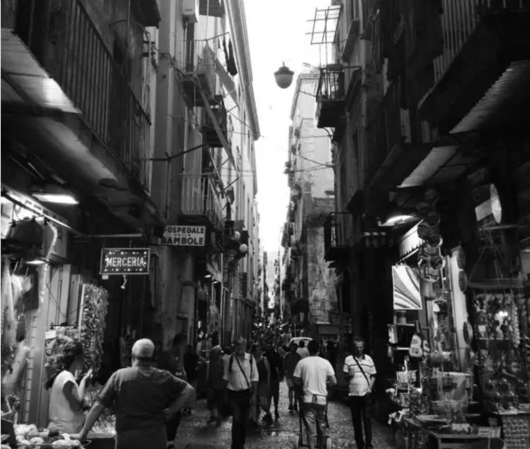 Suite San Gennaro Bis نابولي المظهر الخارجي الصورة